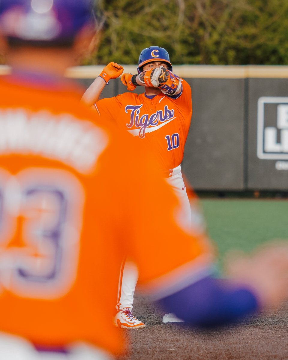 Clemson Baseball tweet media