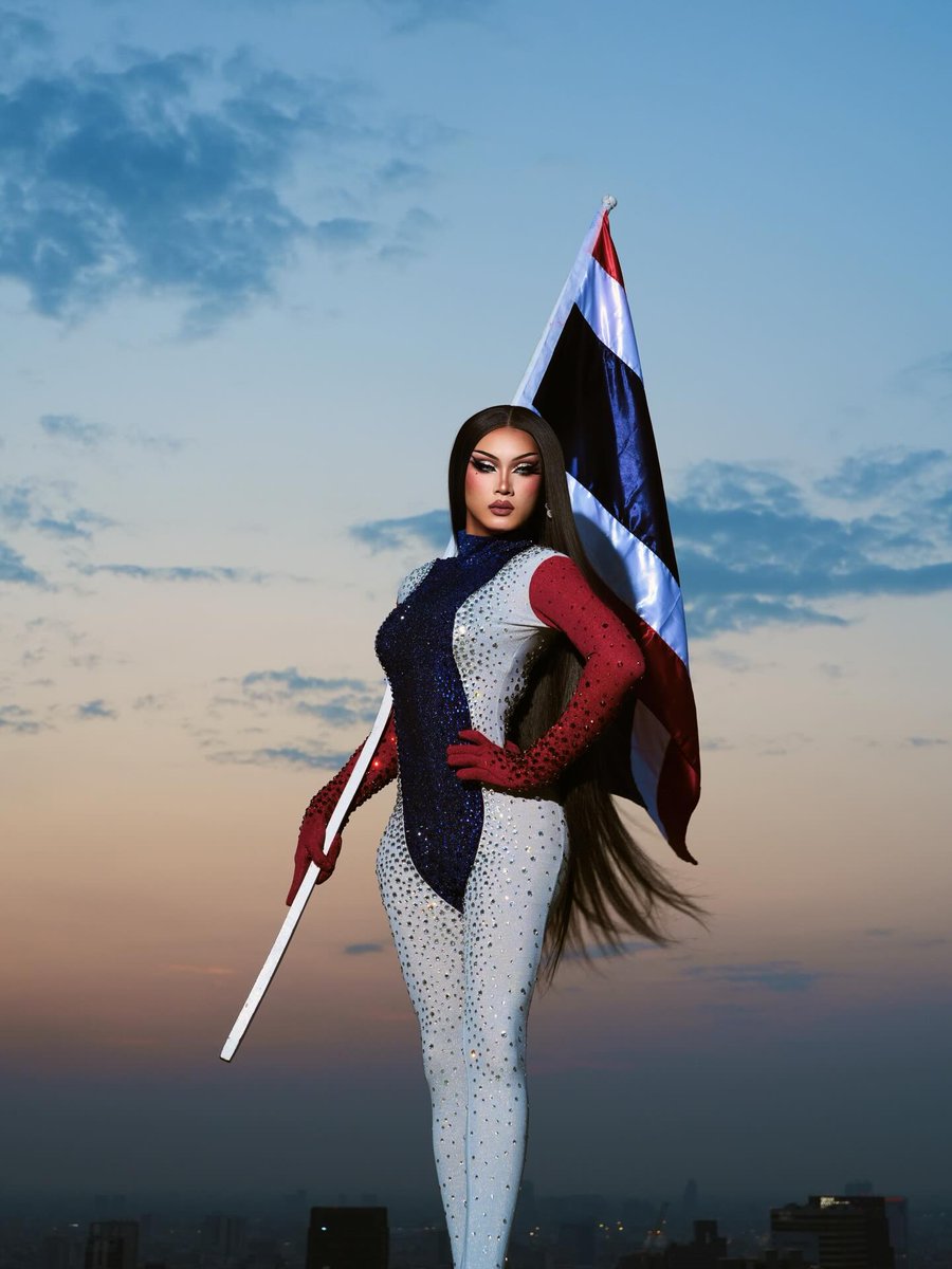 Drag Base tweet media