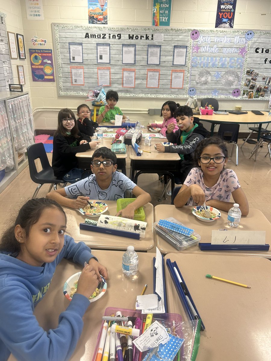 Ms_Carroll tweet media