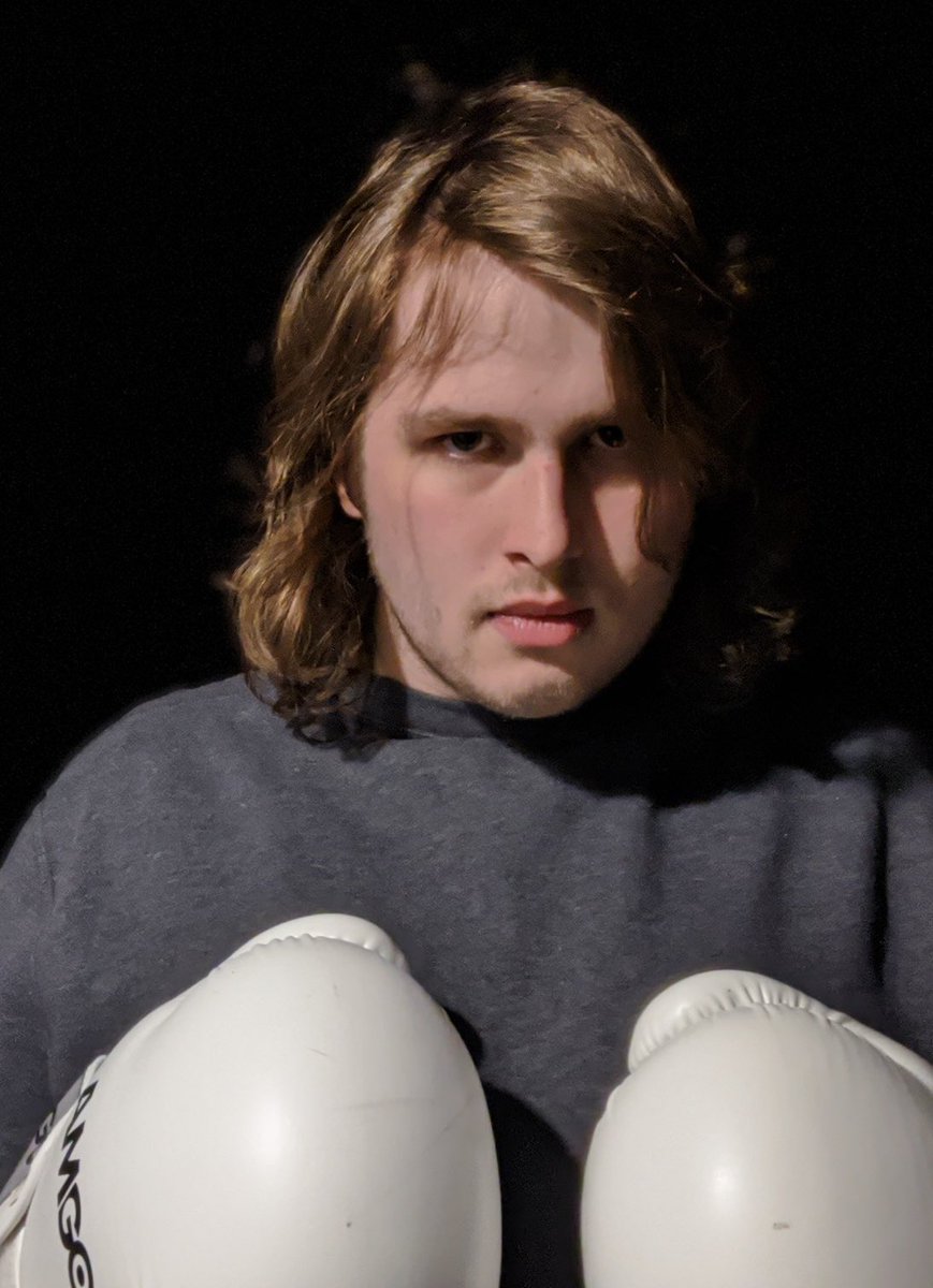 Patrick Typloosion tweet media