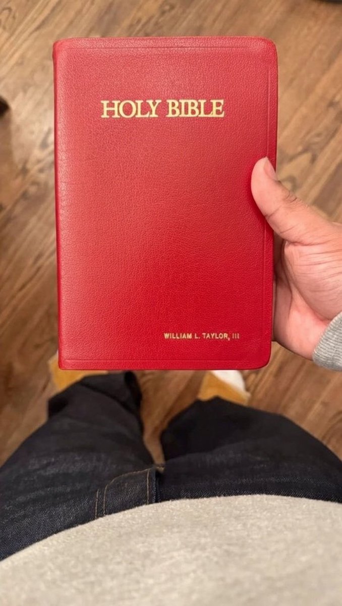 Jewel 🌗 tweet media