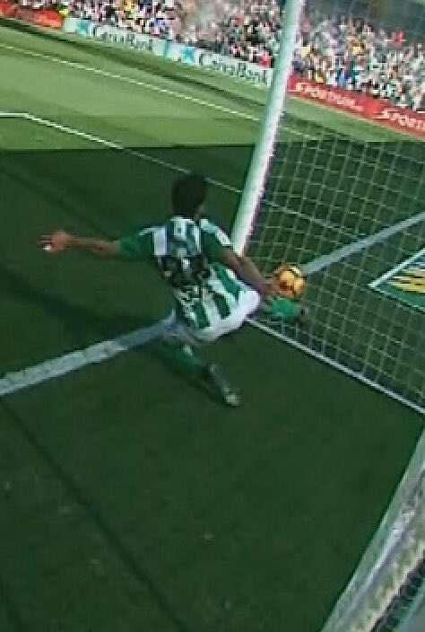 HasToBeMessi tweet media