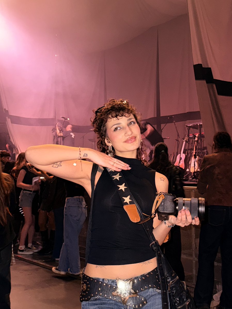 Wika 👩🏽🦱🏡 tweet media