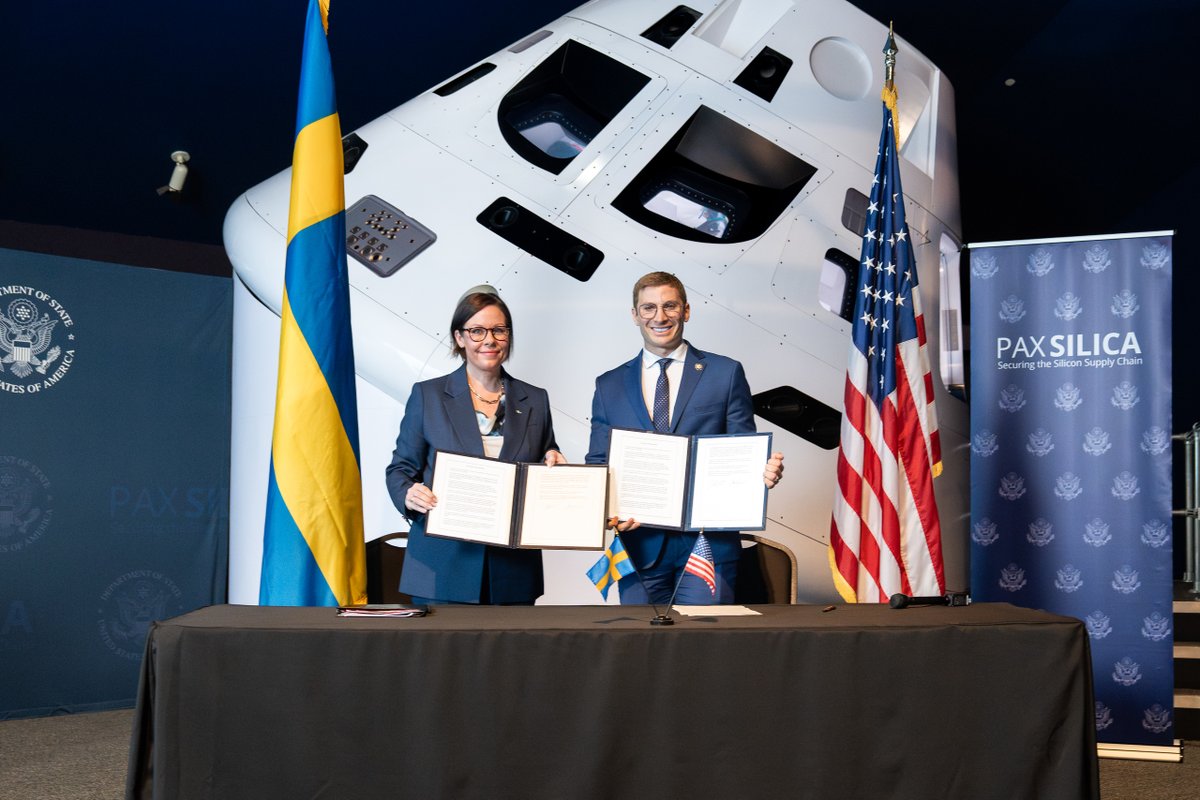 State Department Economic Affairs tweet media