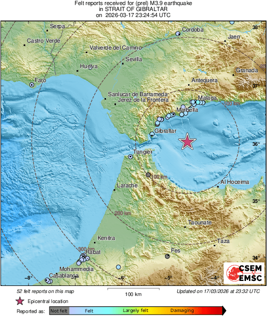 LastQuake's tweet photo. #Earthquake 78 km S of #Málaga (#Spain) 7 min ago (local time 00:24:54). Colored dots represent local shaking &amp; damage level reported by eyewitnesses. Share your experience:
📱https://t.co/QMSpuj6Z2H
🌐https://t.co/KZhE8KkZac https://t.co/uXiHBAyfTm