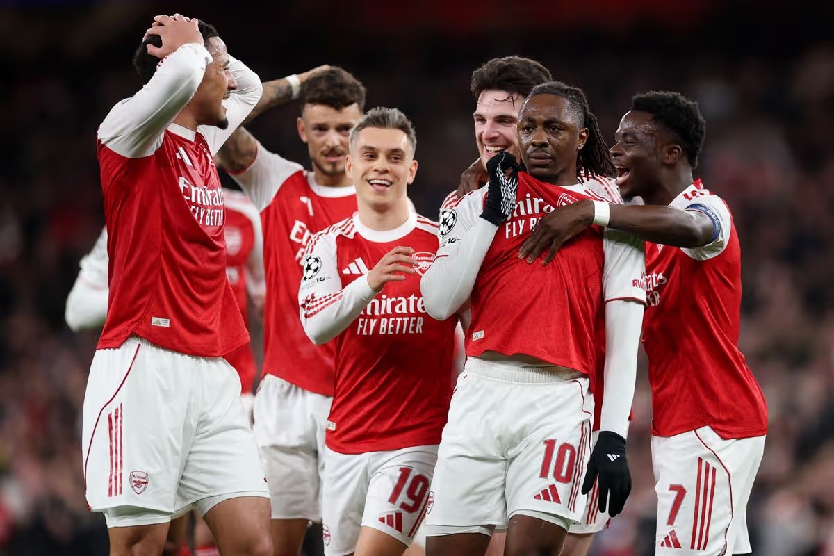 ArsenalZNE's tweet photo. 🚨🔴 Declan Rice believes that Arsenal's current momentum and unmatched confidence have prepared them to win the Carabao Cup this Sunday ✅:

"We've got momentum at the minute. We're going every day excited. 

Every time we play a football match, you know, we've got the momentum. 

We feel like we can win every match we play. And that's a good thing to have at the minute. 

Confidence is everything in football. And with everyone traveling to Wembley, our supporters, everyone's going to be behind us. 

And yeah, it's just another game of football. And yeah, we'll be ready."