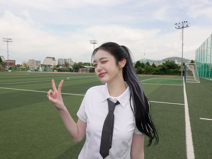 𝗜𝗔𝗡 🫛 tweet media