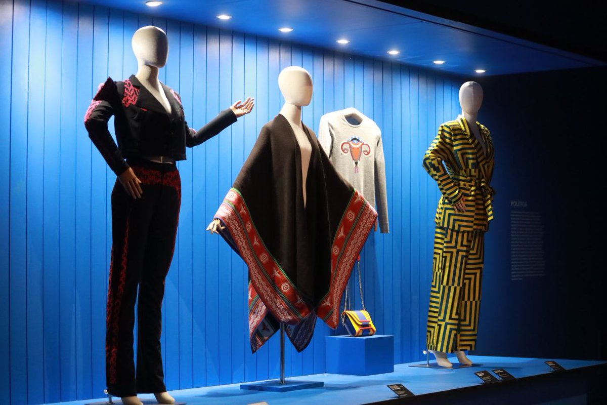 MayeVillaLemus's tweet photo. Guadalajara será sede de la próxima edición del Volvo Fashion Week México, y me llena de emoción haber sido parte del anuncio de este gran encuentro que reunirá talento, creatividad y nuevas oportunidades para nuestro estado.
La moda es mucho más que una expresión artística: https://t.co/Atv8BSal6D