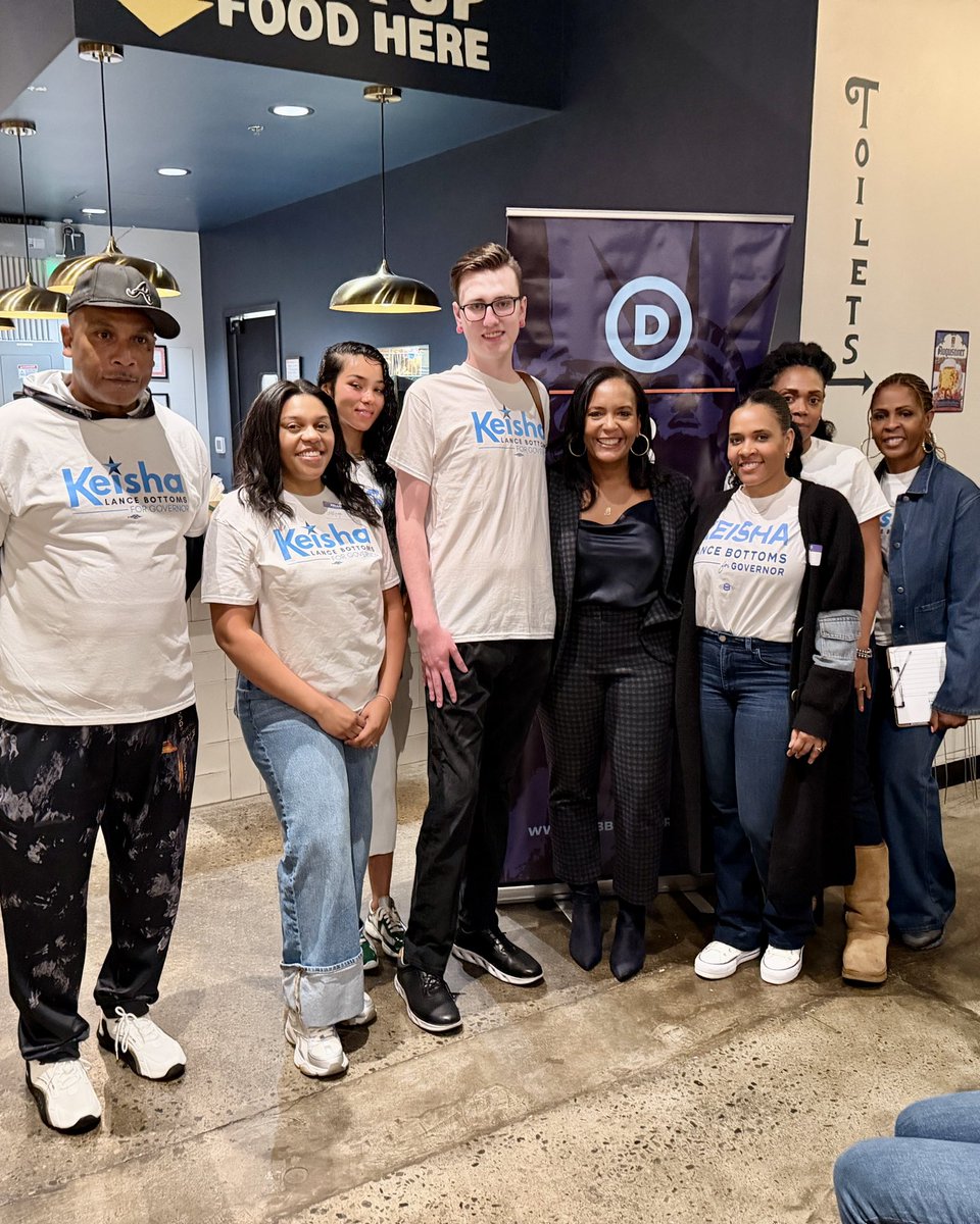 KeishaForGA's tweet photo. There’s nothing like joining a room full of excited Georgians! Keisha recently talked to the East Cobb Democrats about the momentum they’re building for this moment.

Cobb Co. has shown us what’s possible in GA and working with them, Keisha will lead Democrats to victory in 2026! https://t.co/EajJ4nzHia