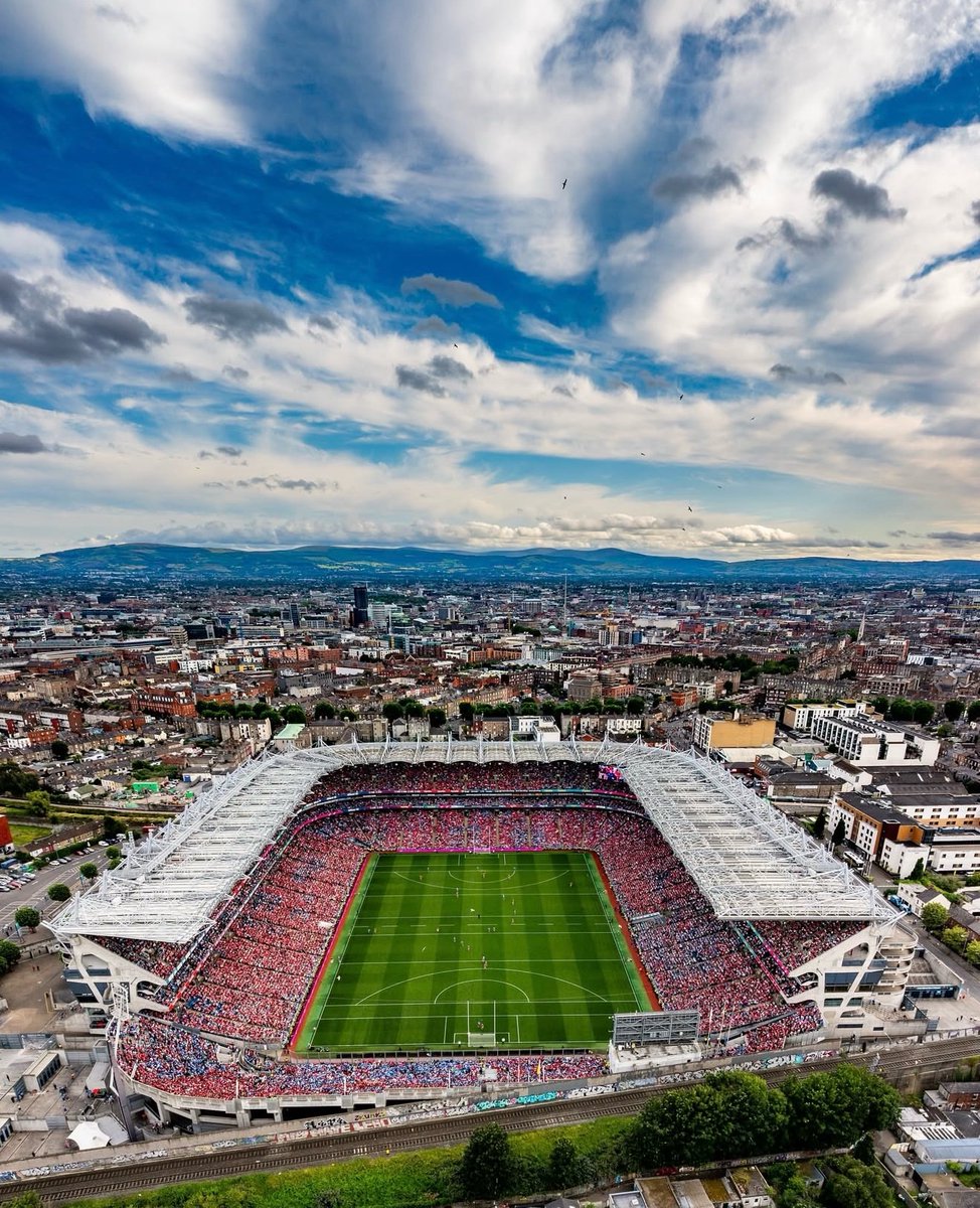 The Earth tweet media