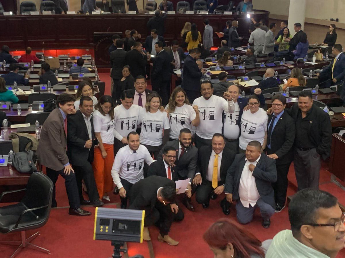 Diputada Scherly Arriaga tweet media