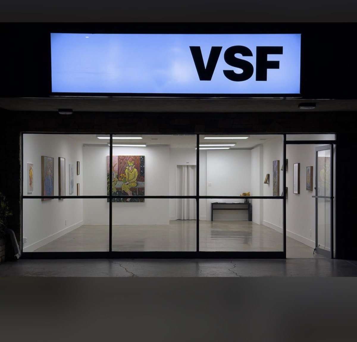 InMinivanHell tweet media