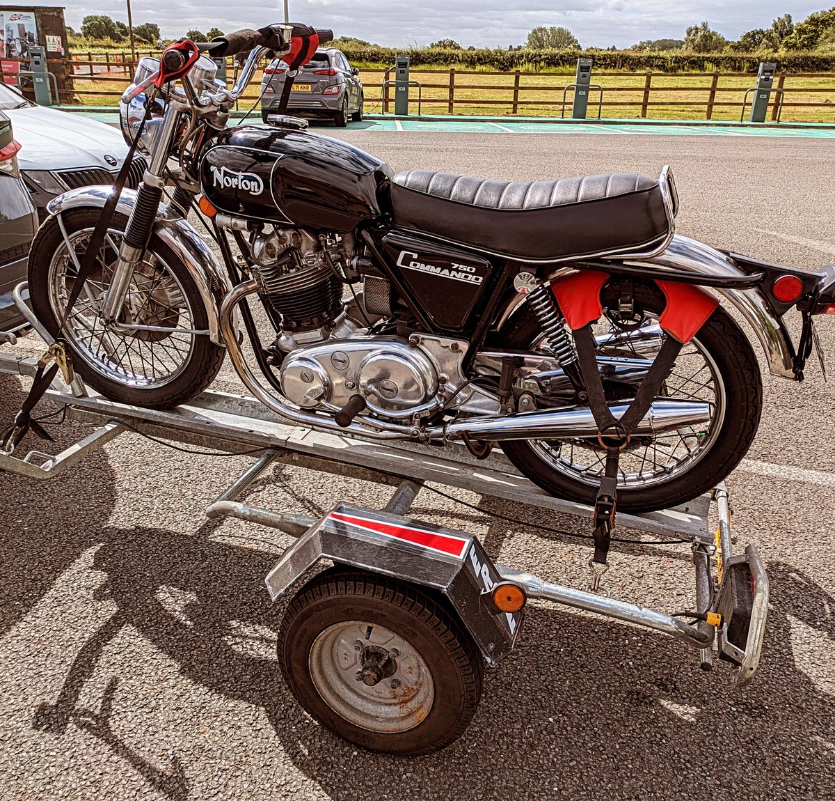 Carl Howard tweet media