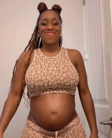 𝙊𝙣𝙞𝙠𝙖𝘽𝙖𝙣𝙠𝙯 tweet media