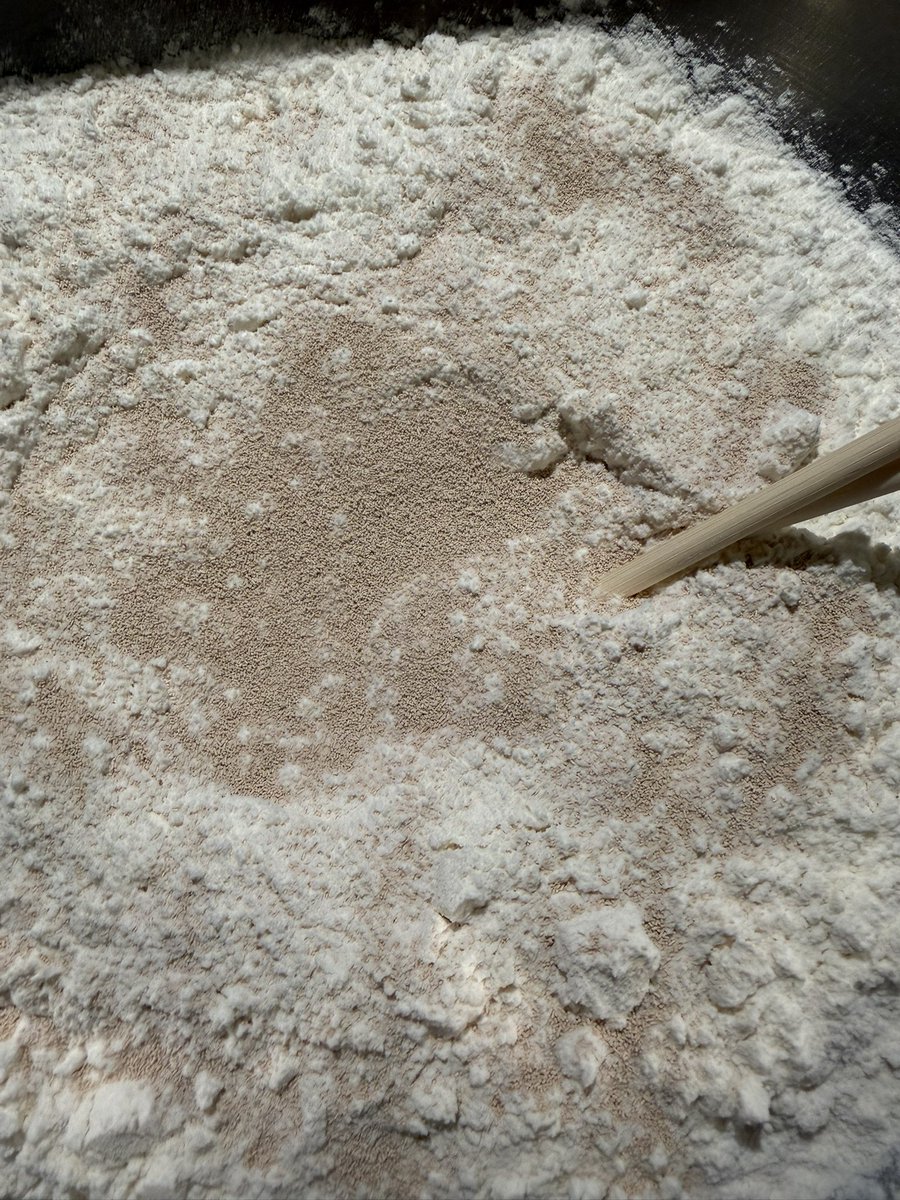 ワイタト tweet media