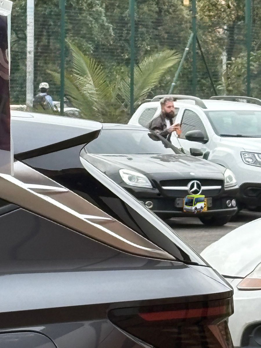 Viviendo sabroso <a href="/LevyRincon/">Levy Rincón</a> con los impuestos de los colombianos… 

Discurso comunista, vida capitalista 🙃