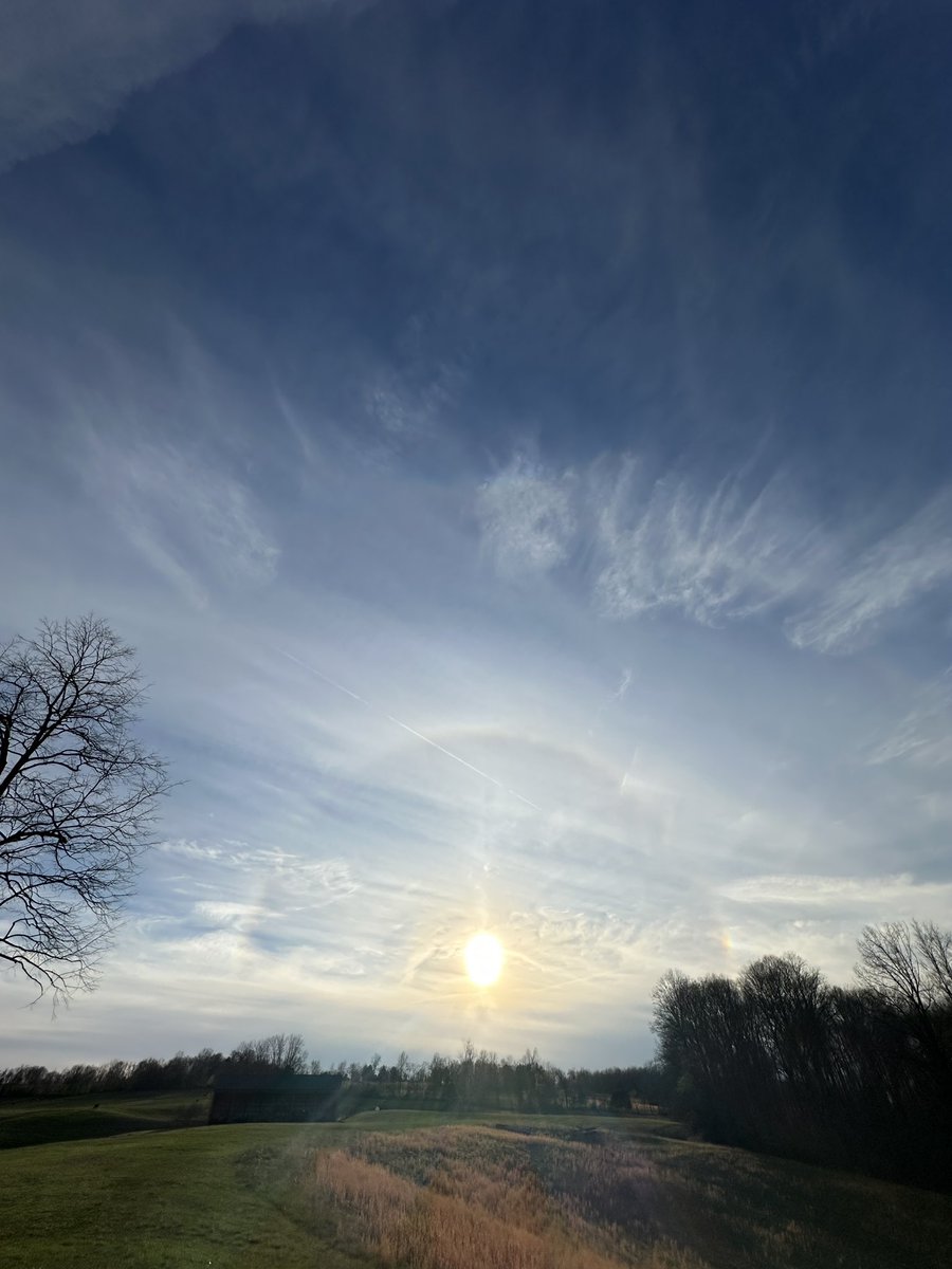 D.Avery सुन्दर tweet media