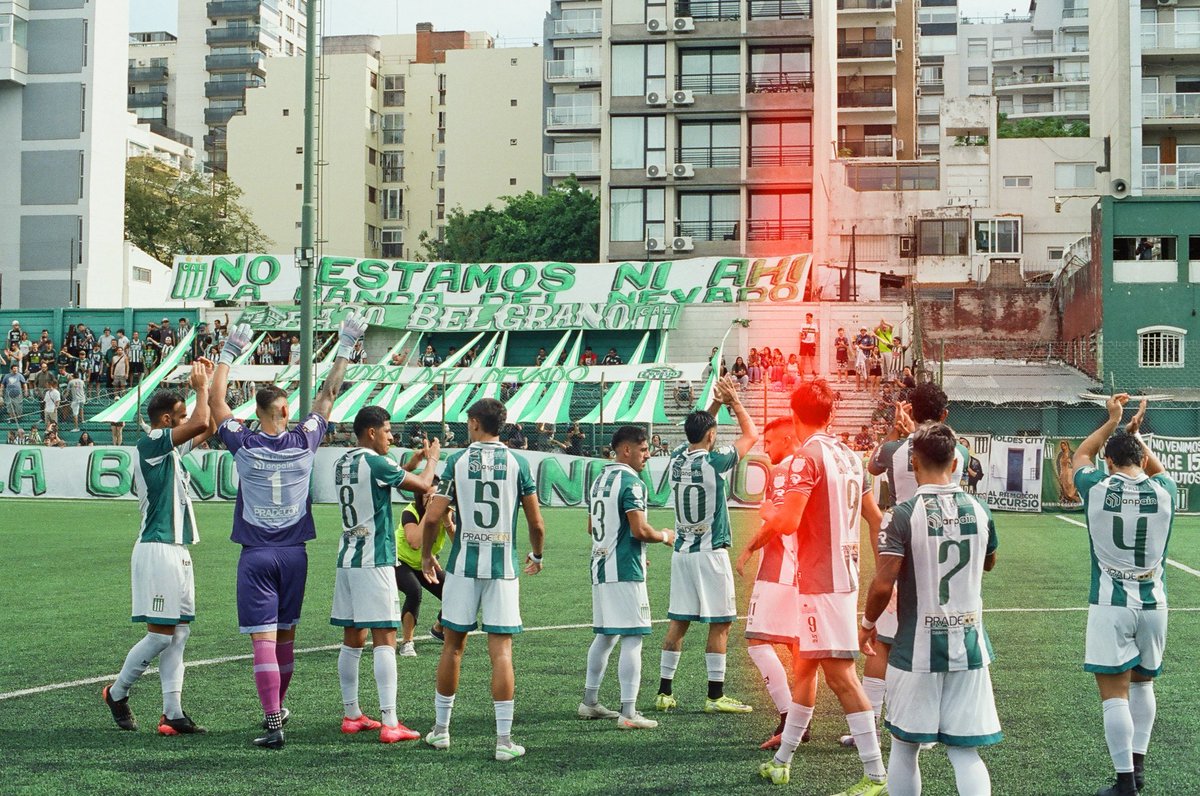 ExcursioOficial's tweet photo. 𝐁𝐀𝐉𝐎 𝐁𝐄𝐋𝐆𝐑𝐀𝐍𝐎
Una trinchera para el corazón.
35mm

#SomosElBajoBelgrano 🇳🇬 https://t.co/Shq3EzalSj