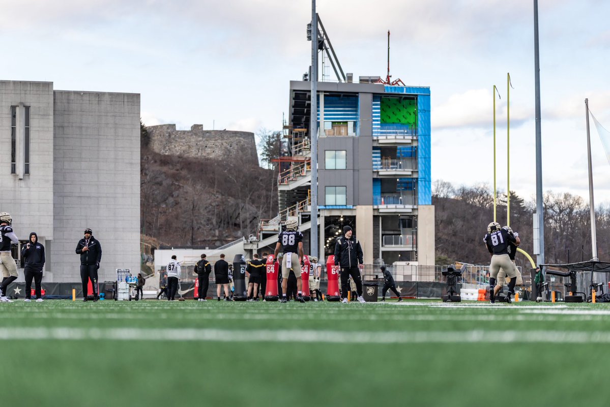 Army Football tweet media