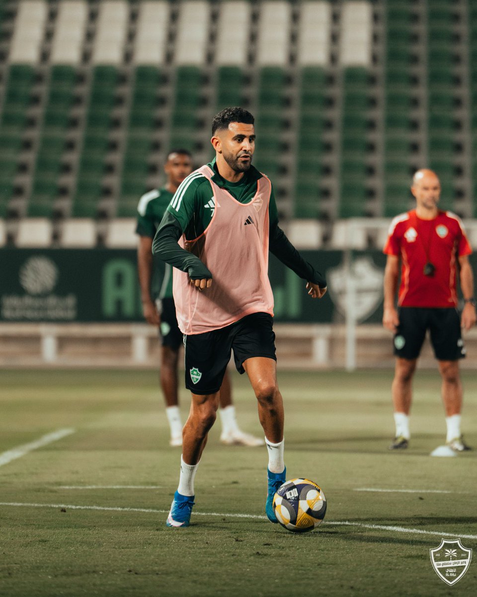 Riyad world tweet media