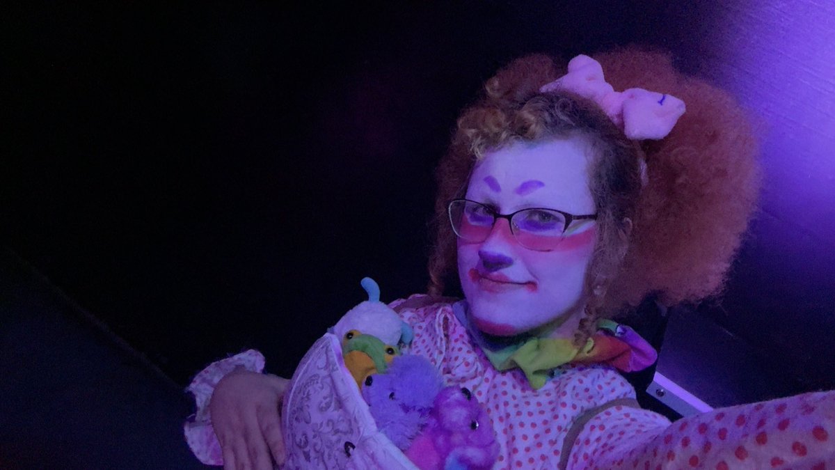 PaliLevy's tweet photo. remember to follow my drag acc i’m a lot more active there nowadays :) https://t.co/4UMC5oQzhA