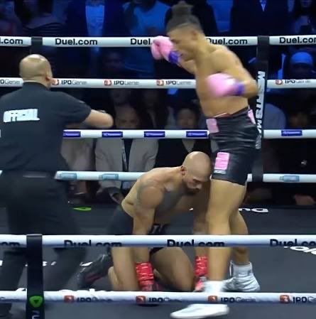 Lampehat9 tweet media