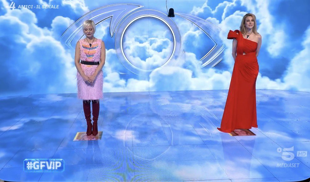 la teoria che siamo tutti morti nel 2020 durante la pandemia è sempre più reale comunque