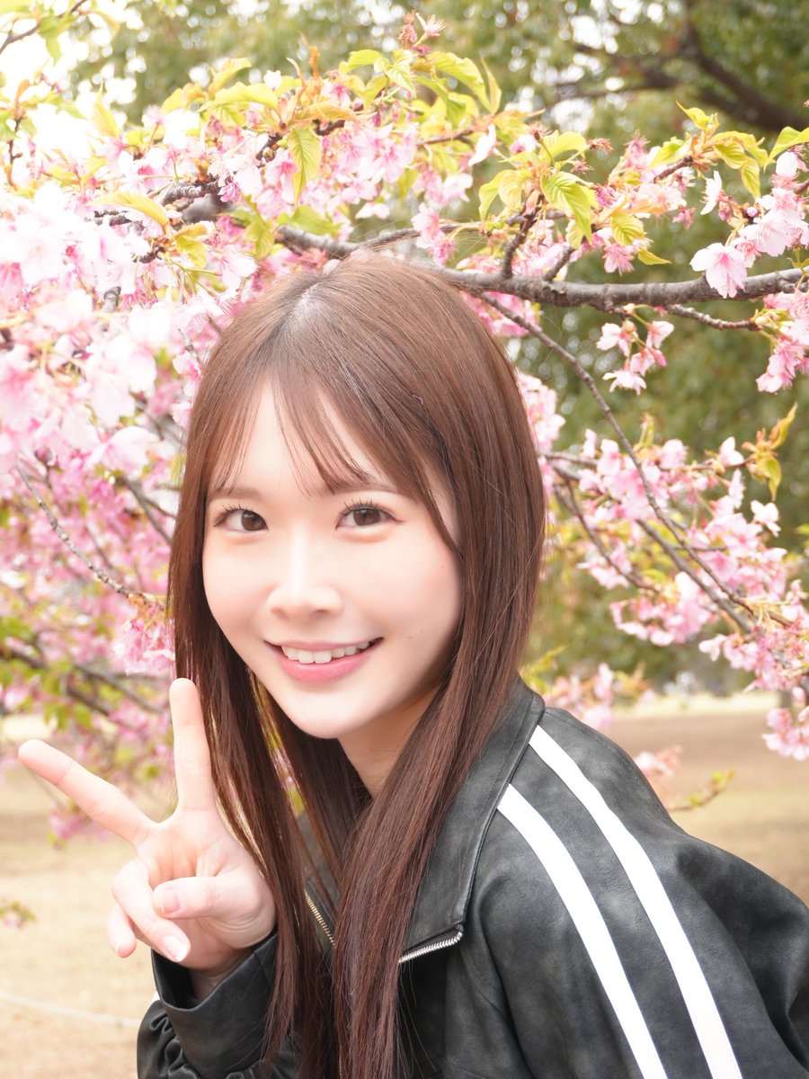 白上咲花 tweet media