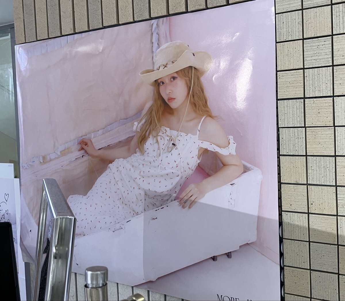 isanan_na's tweet photo. 奇跡的に時間取れた!!MOMOちゃん姫の気品とSOYOちゃん妖精のチャーム振りまいてた!!
お姉さんが「ファンの方ですか?サインレジ横に移動してるんです」って教えてくれて優しかった🥹
可愛いお買い物できて大満足!
エスト3階でPOPUP今日までです!
#MOREselfLOVE
#onefive_MOMO #onefive_SOYO https://t.co/lUkUGAwwQ5
