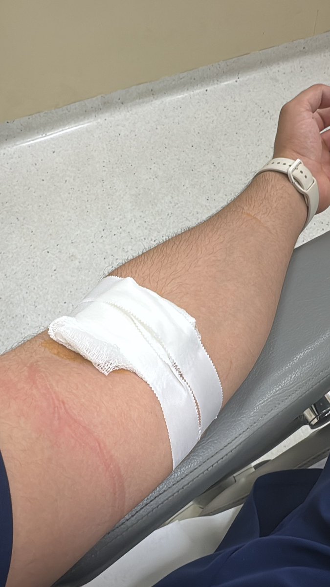 إياد tweet media