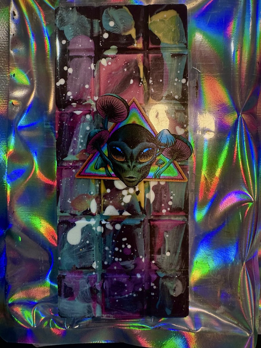 Alien T.A.👻👽🍄 tweet media