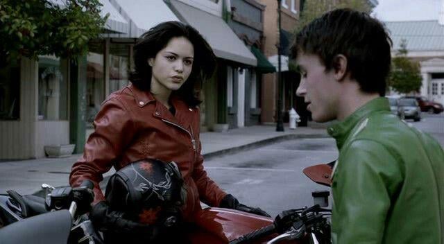 della duck tweet media