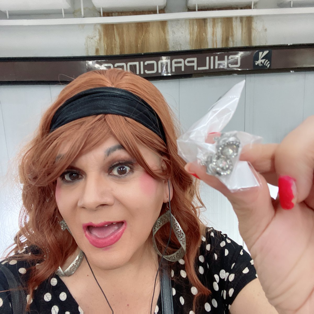 Se vendieron los últimos aretes de red