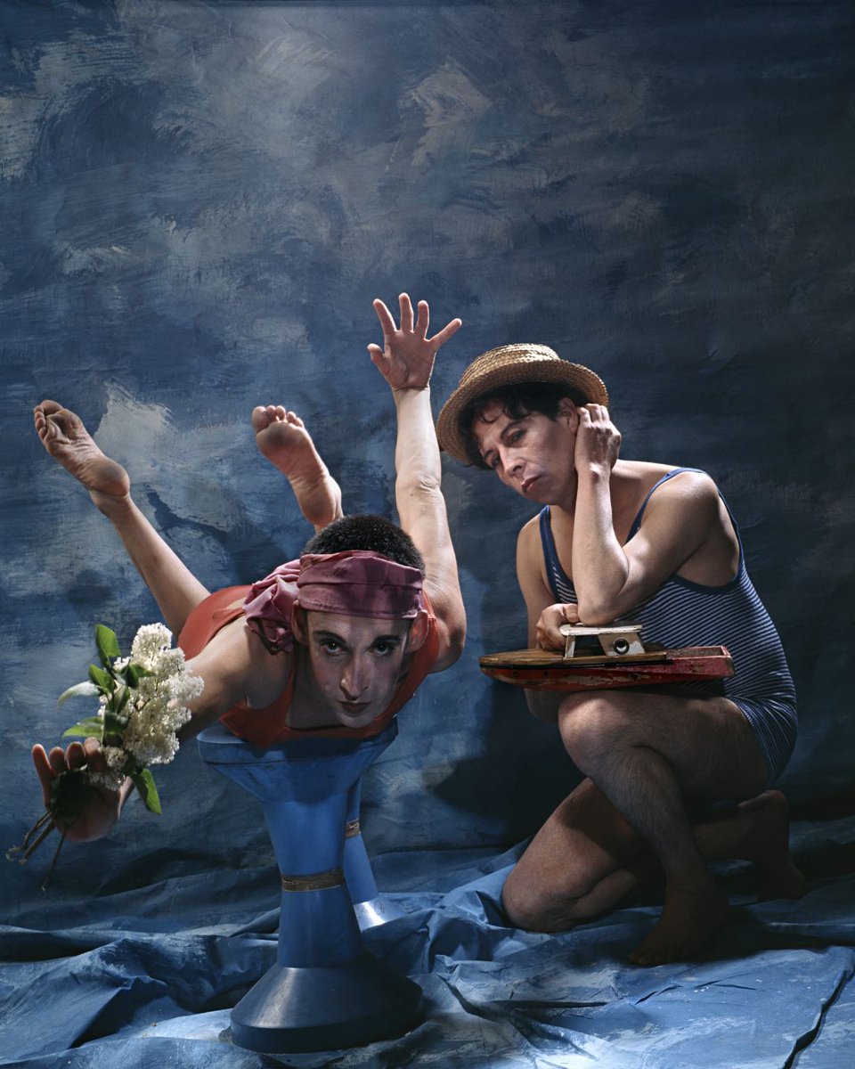 Gabrielgtzg's tweet image. La #Expo con el trabajo de las "Yeguas del Apocalipsis", Francisco Casas y #PedroLemebel, se exhibe en el Museo Nacional de Bellas Artes de Chile. 

La expo luego viajará a México para exhibirse en el @museodelchopo