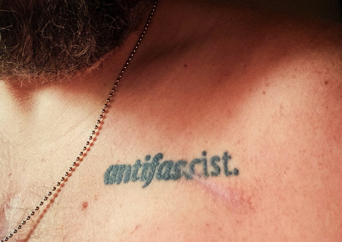 Josh Ellis tweet media