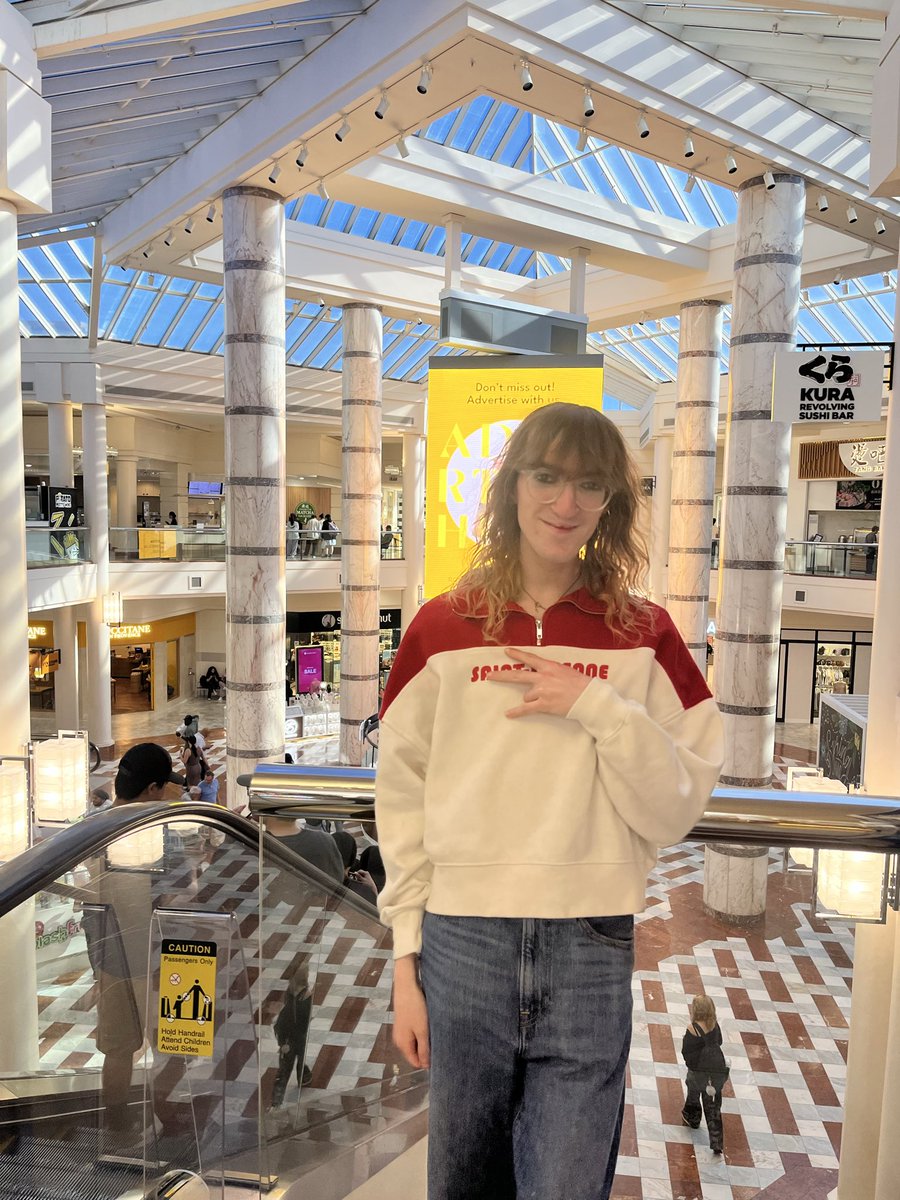 river elle tweet media