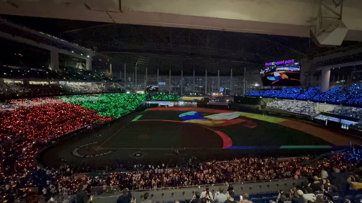 JustBB_Media's tweet photo. The World Baseball Classic Final 🔥 https://t.co/gMSLiv6yrk