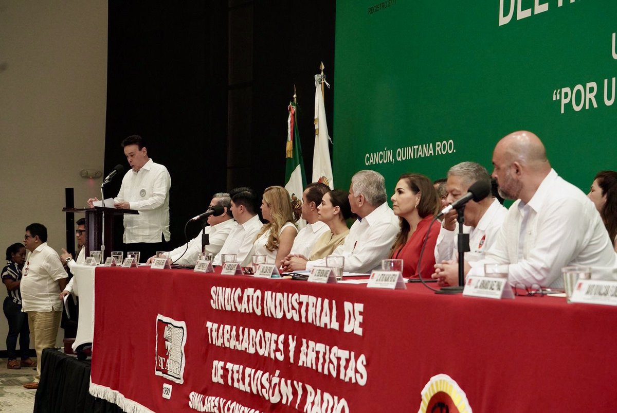 Armando Baez Pinal tweet media