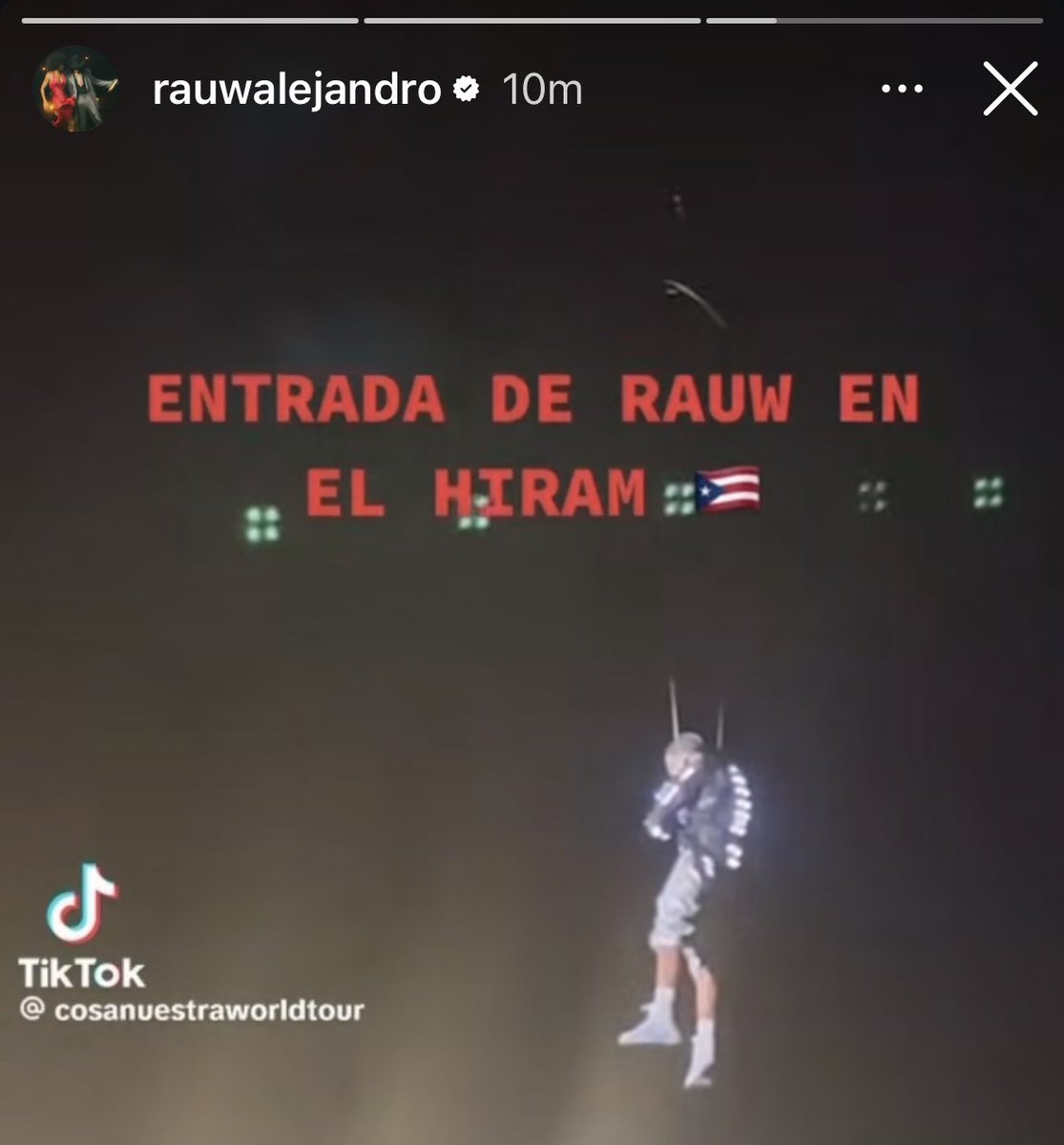 itscarlosivan's tweet photo. Rauw Alejandro acaba de postear la entrada de su concierto en el Hiram Bithorn👀🇵🇷 https://t.co/0TTZqrs3p3