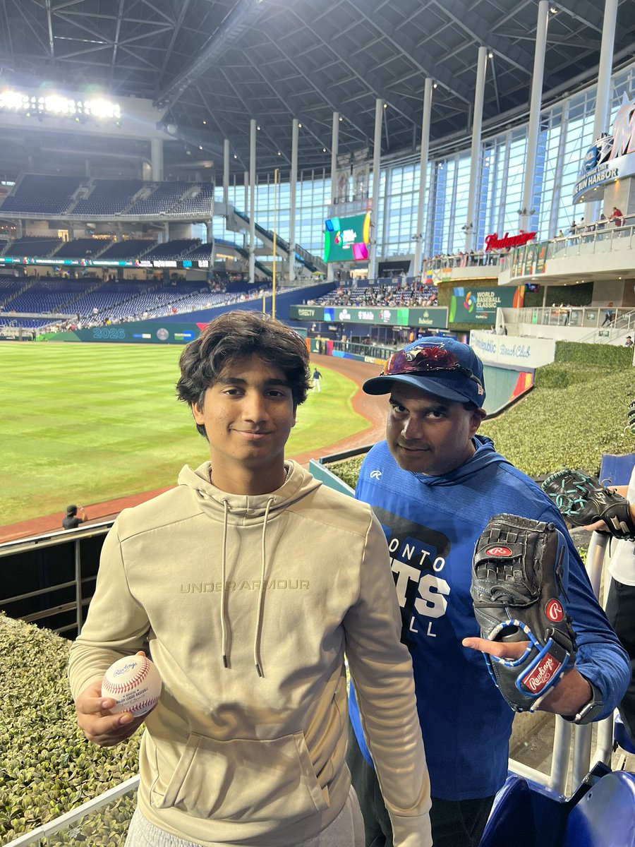 Rohan Persad tweet media