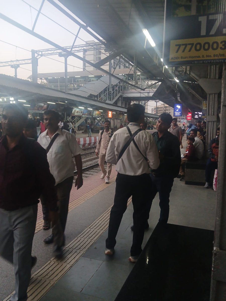 Sr DCM, Mumbai, CR tweet media