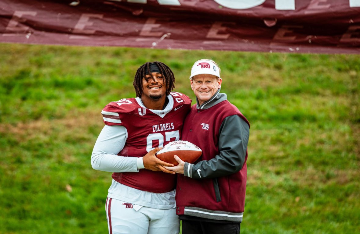 Coach Ron tweet media