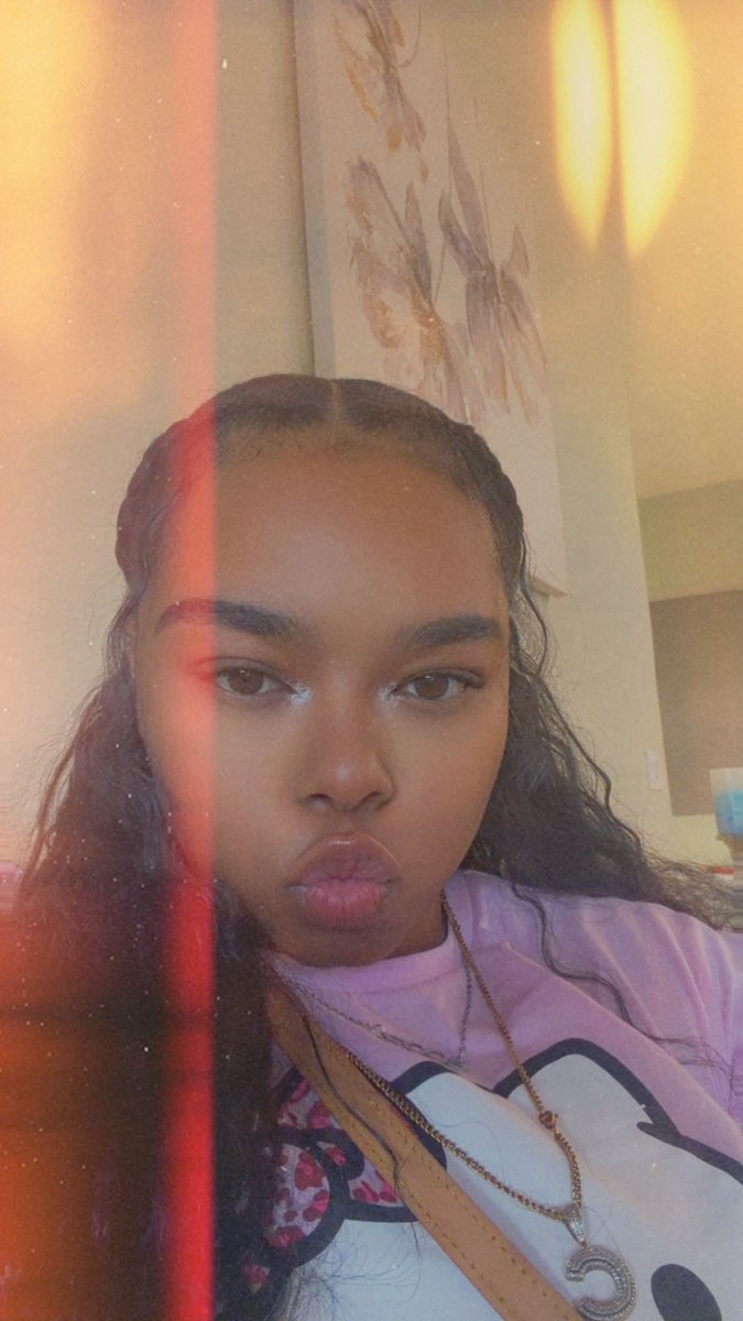 charlese🦋 tweet media