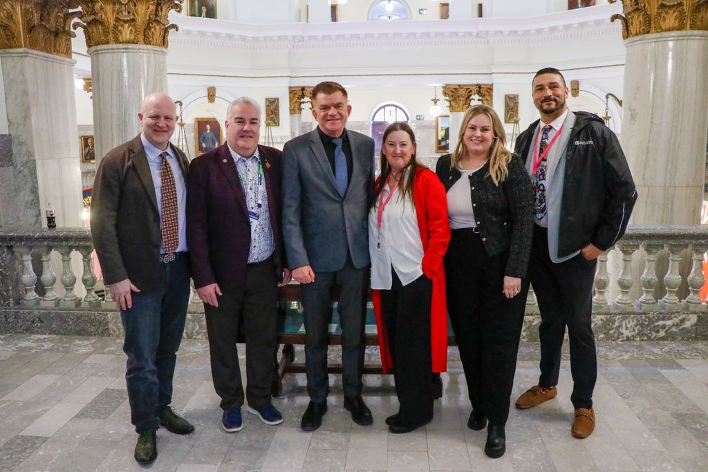 BrianJeanAB's tweet image. It is always good as MLA and Minister of Energy and Minerals to connect with members of the @RMWoodBuffalo council to talk about development in my home city.

#rmwb #fmm #fortmcmurray #energy #oil