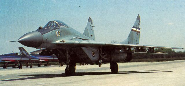 amy ⚢ 🐦‍⬛ tweet media