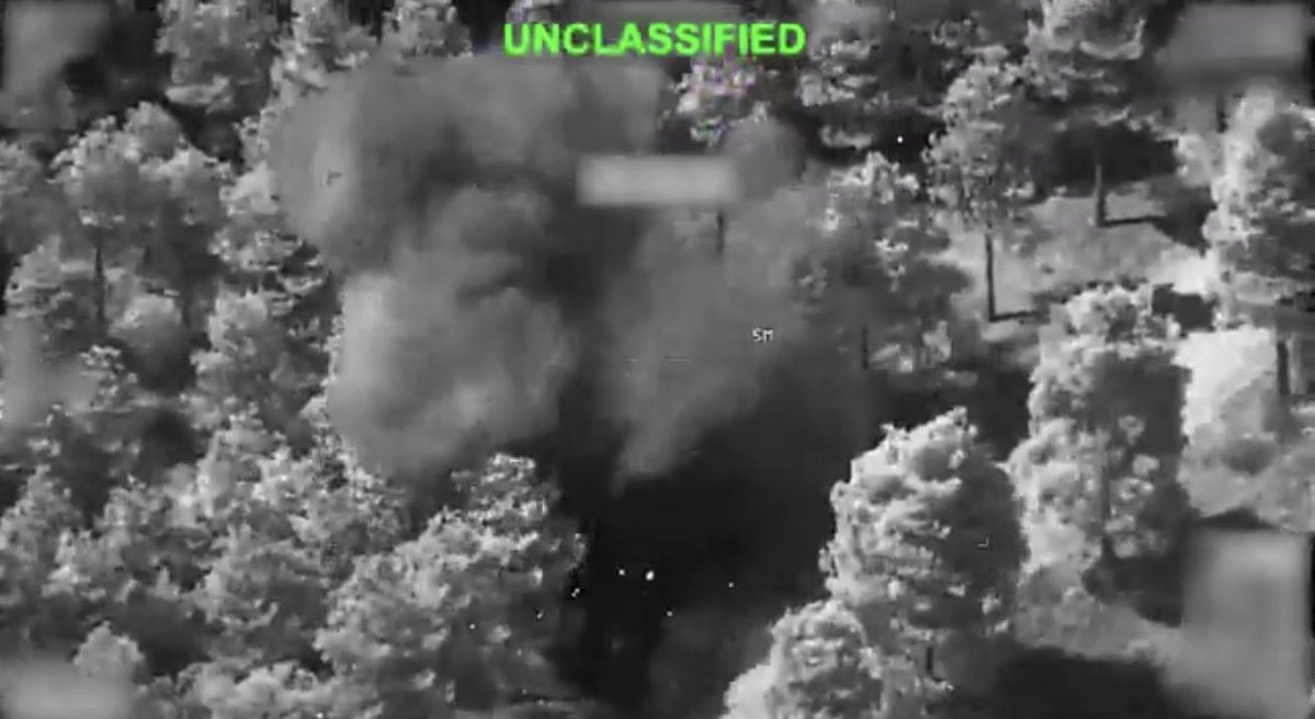 Commentary Pete Hegseth War Desk tweet media