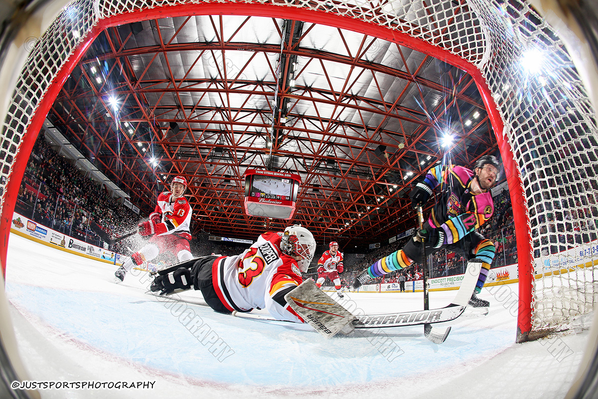 JustSports_AHL's tweet image. 03-13-26 BINGHAMTON BLACK BEARS vs PORT HURON PROWLERS

REMOTELY TRIGGERED CAMERA MOUNTED IN THE GOAL

@BlackBearsFPHL
@PHProwlers
@PocketWizard
@CanonUSApro
#pocketwizard
#remotecamera
#RemoteCameras
#makeitpossible
#whereistheremotecamera
#funwithremotes
#ShotOnCanon
#teamcanon