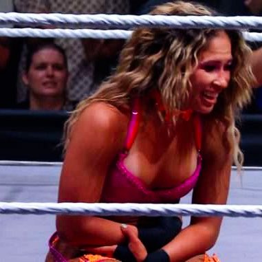 Latina mami. tweet media