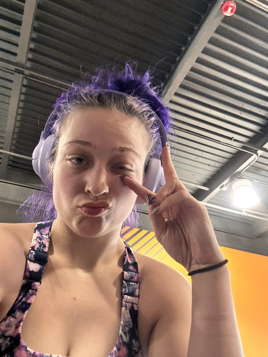 BIG Billie Starkz • ビリー・スタークス tweet media