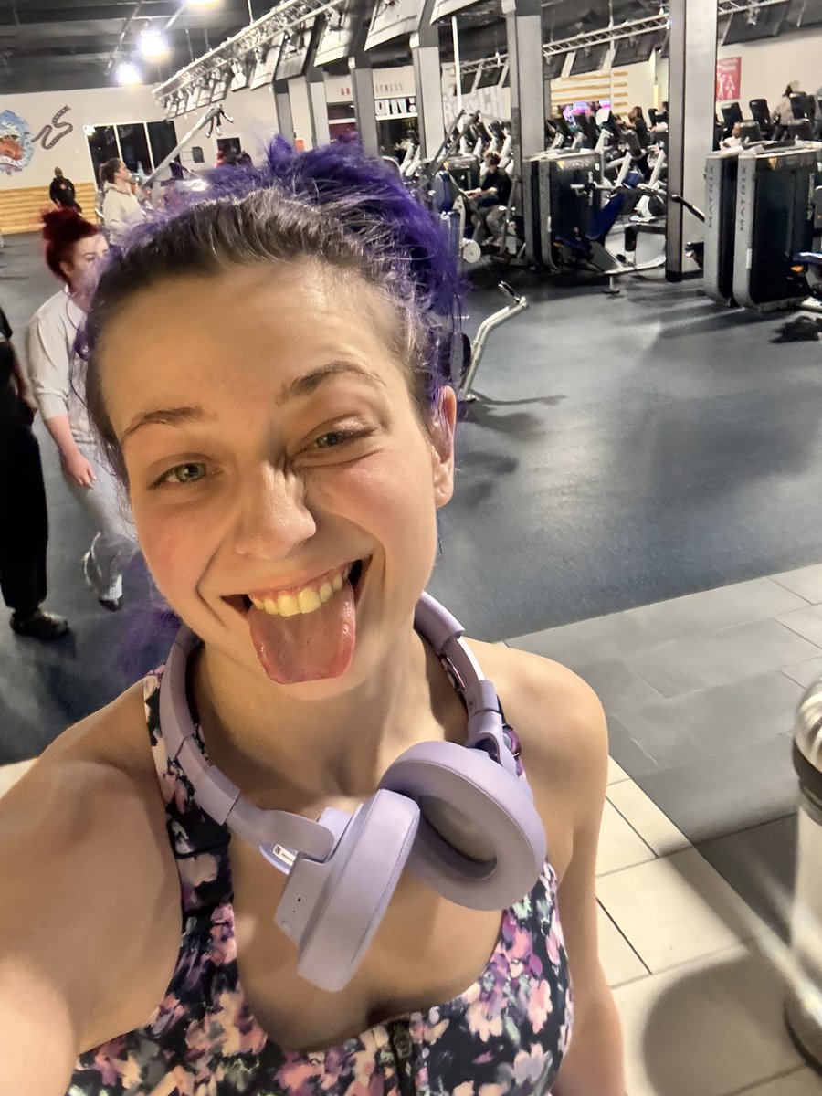 BIG Billie Starkz • ビリー・スタークス tweet media